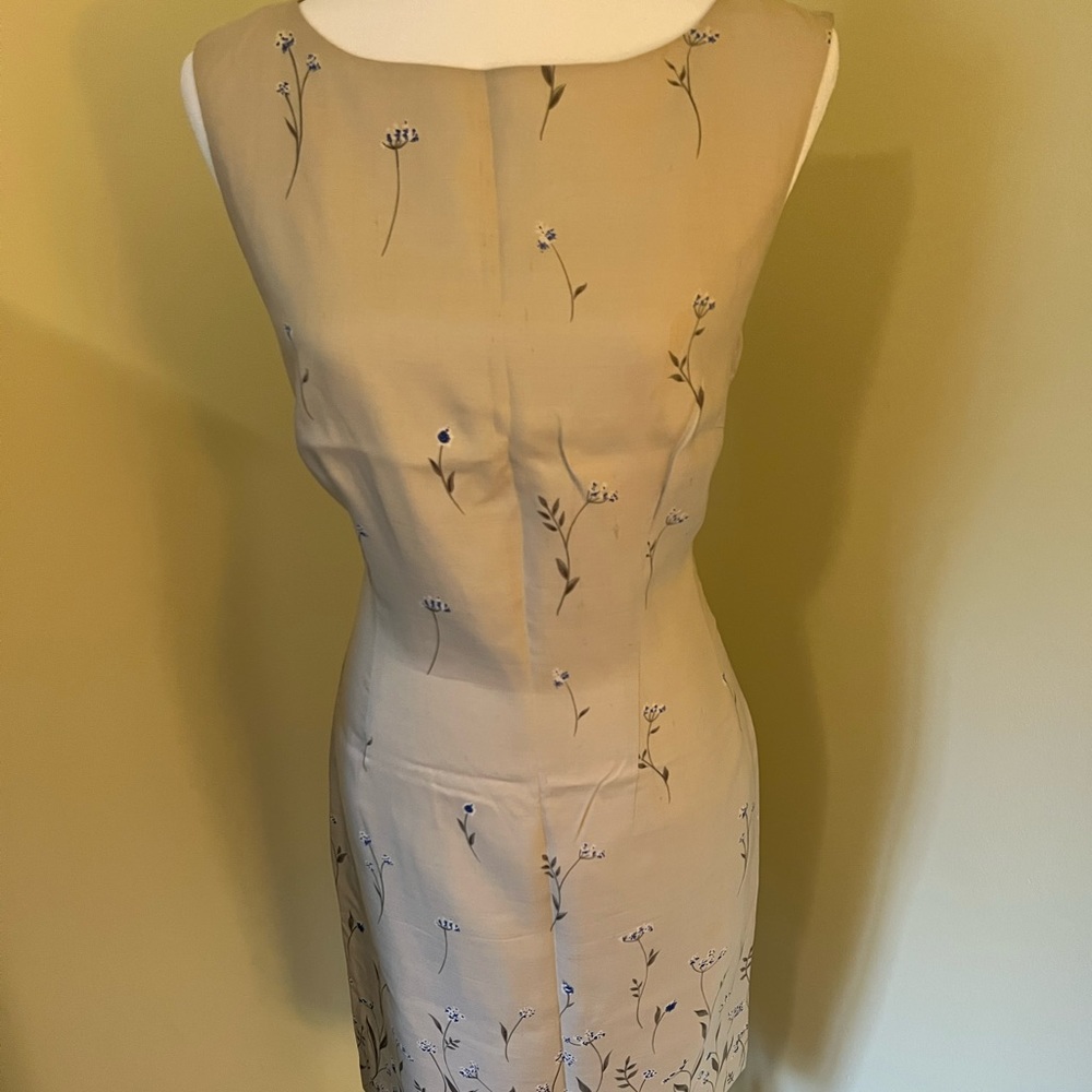 Spencer Jeremy Raw Silk Shift Dress Cream floral beautiful, Size 8 Easter